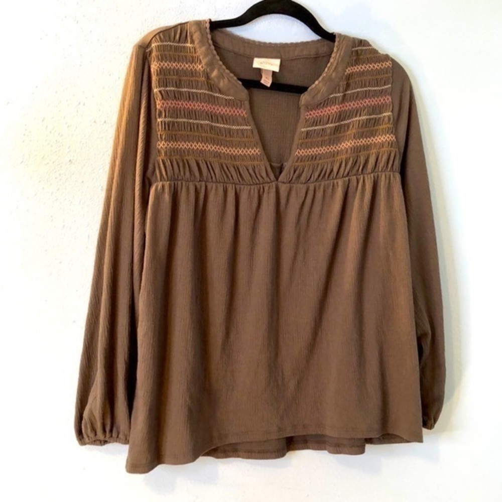 Knox Rose size XL top smocked olive green long sleeves v-neck.​​​